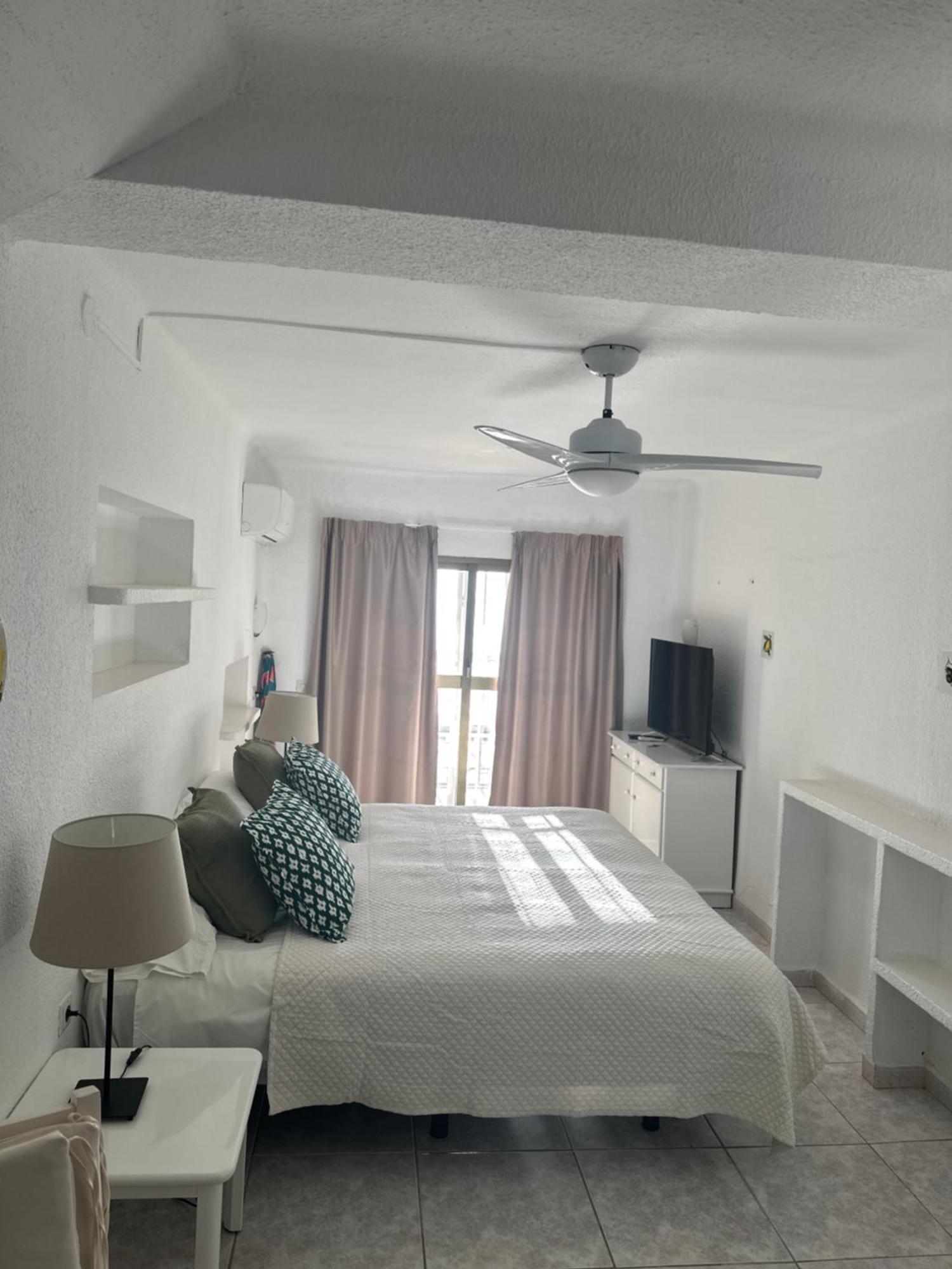Apartamentos Casa Blanca 托雷莫利诺斯 外观 照片
