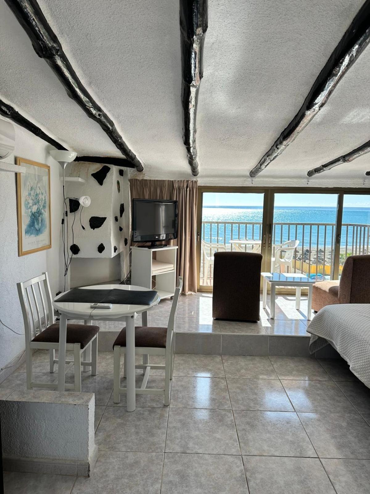 Apartamentos Casa Blanca 托雷莫利诺斯 外观 照片